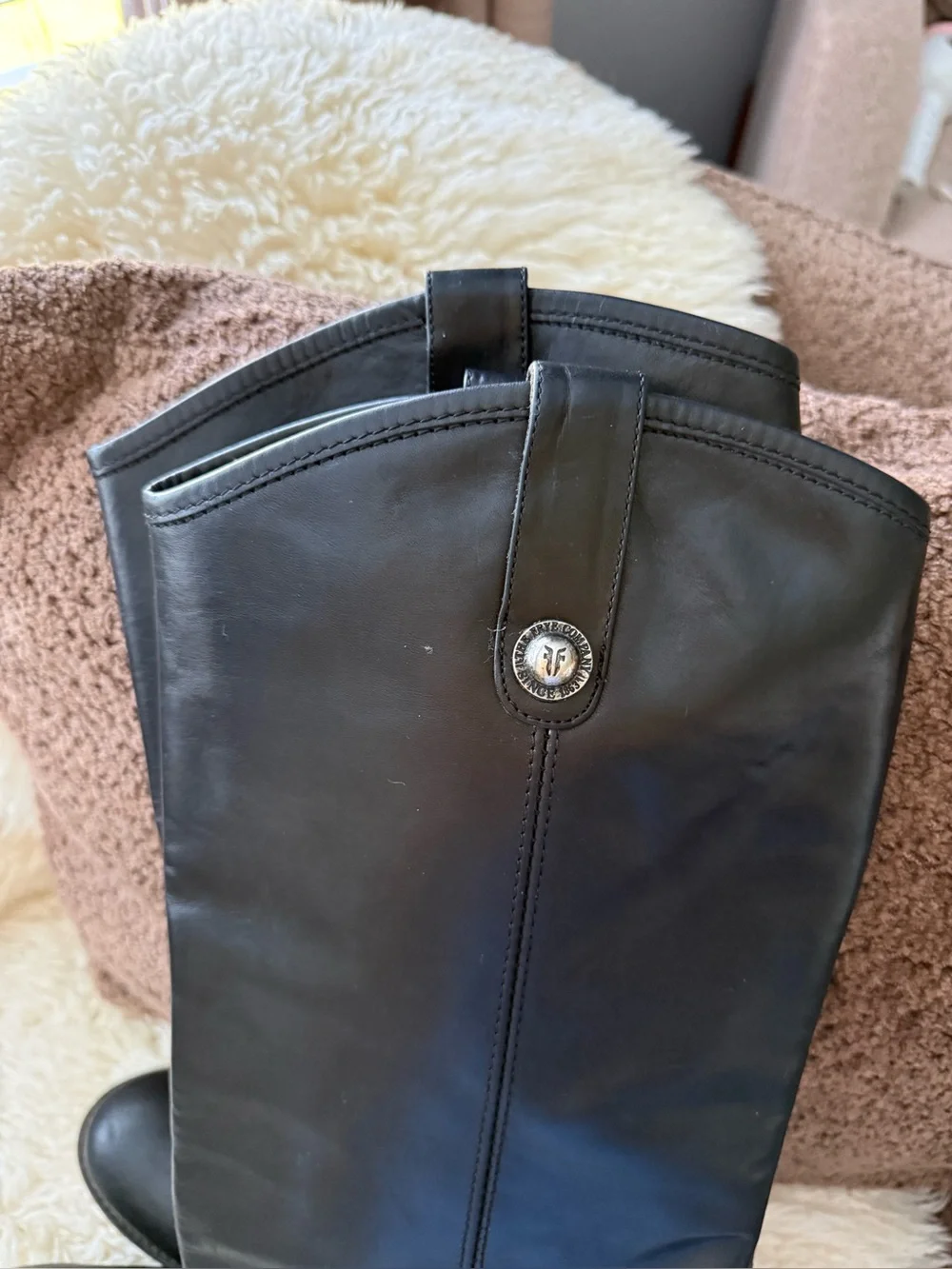 Frye Melissa Button riding boots in black leather